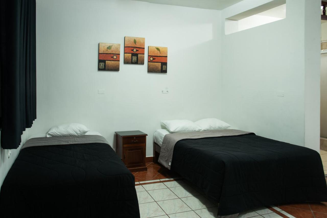 Hospedaje Gran Imperial Tumbes Extérieur photo