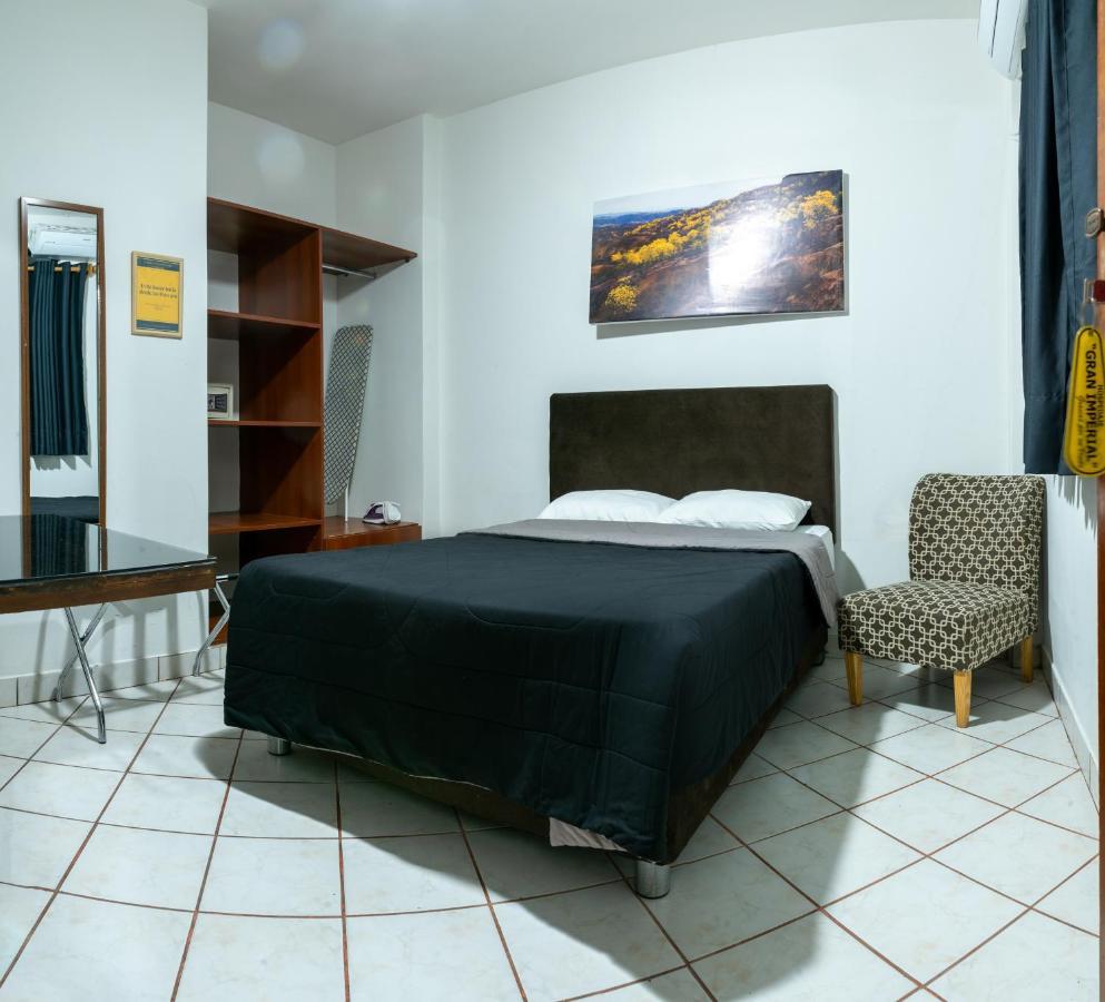 Hospedaje Gran Imperial Tumbes Extérieur photo